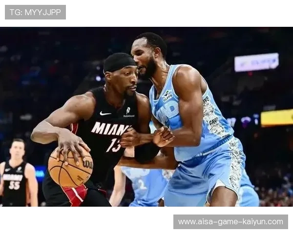 米切尔三分雨连爆对手外线