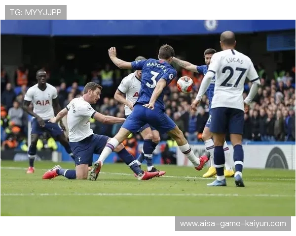 热刺中路的一脚直塞，彻底撕裂对手防线