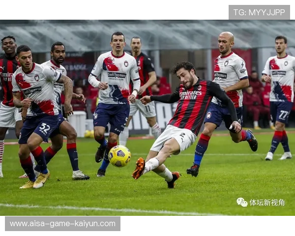 莱奥禁区外弹射直挂球网